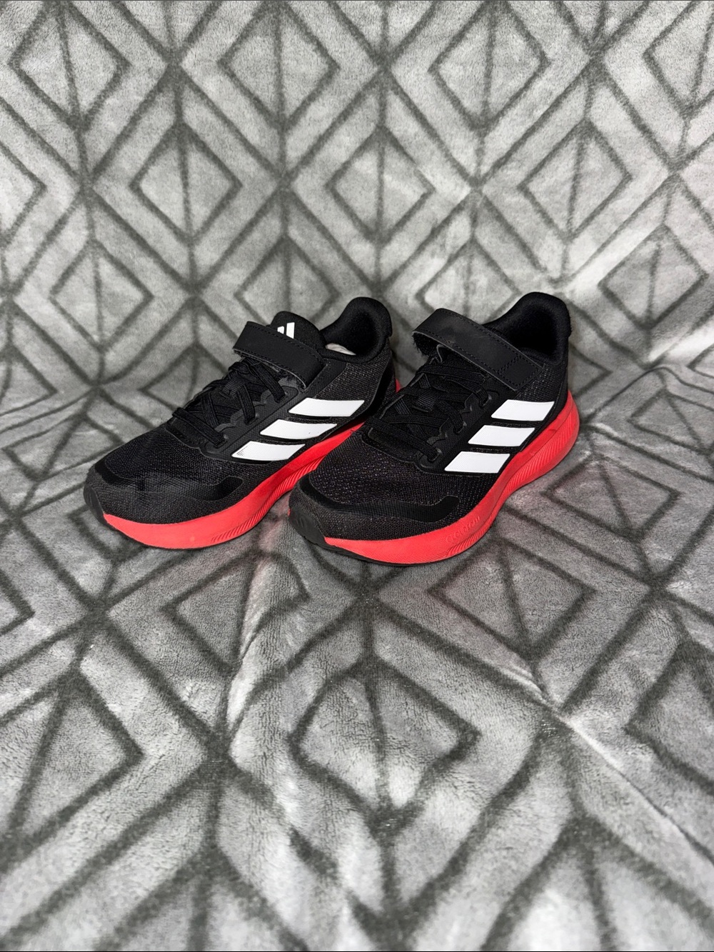 adidas Kids Black & Red Athletic Sneakers with Hook-and-Loop Strap